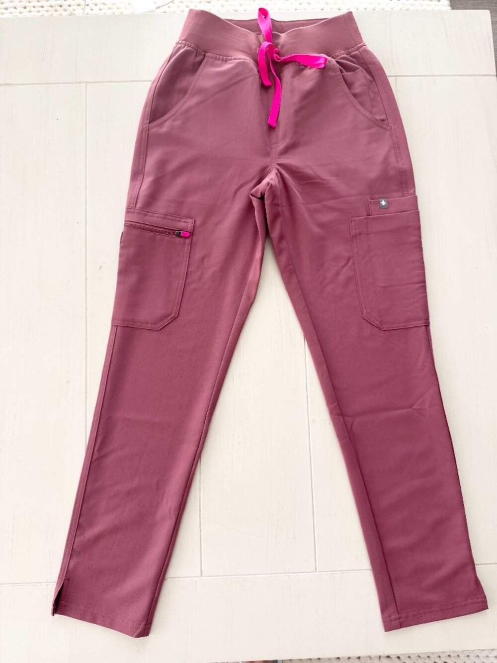 Figs Mauve Yola High Waisted - Petite Skinny Scrub Pants - XXS